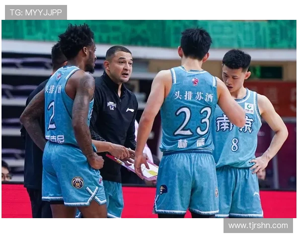 南京篮球队比赛经验深度对比分析及其对未来发展的影响探讨