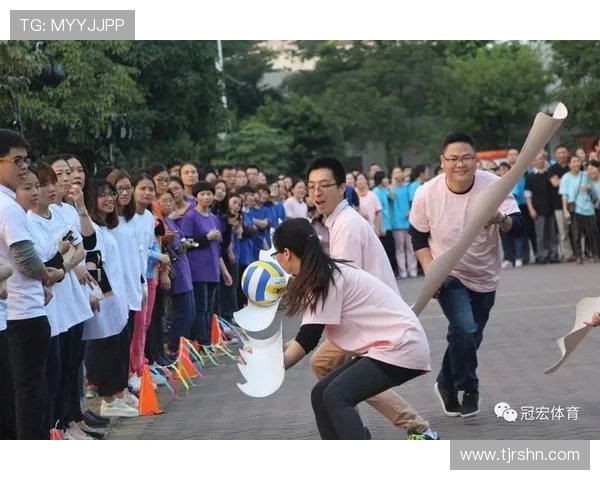 杭州篮球队在邀请赛中的团队协作表现分析与点评