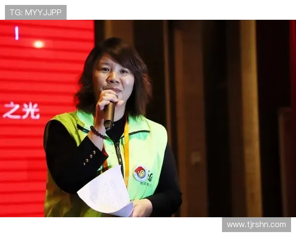 羽毛球场上的奋斗与梦想刘丽的深度对话人生旅程 羽毛球场上的奋斗与梦想刘丽的深度对话人生旅程