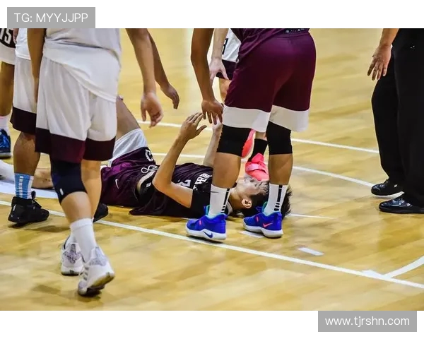 中国香港篮球对决直播精彩瞬间全程回顾与分析 中国香港篮球对决直播精彩瞬间全程回顾与分析