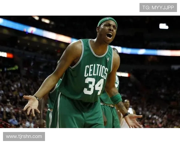 凯尔特人对阵快船皮尔斯的经典对决回顾与分析