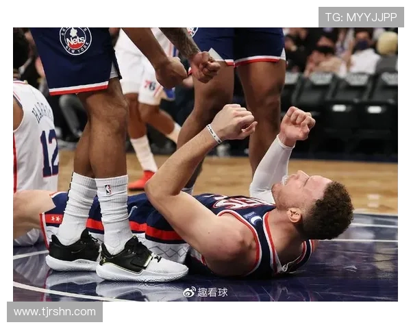 魔术对阵篮网精彩比赛直播全程回顾与分析