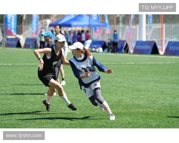 北京飞盘队在世界滑板锦标赛中以90分稳居积分榜首位